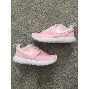 Toddler Nike Tennis Shoes
